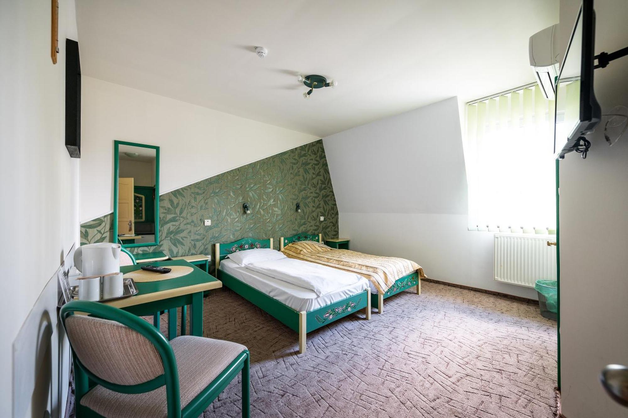 Hotel Sugas Sfântu Gheorghe Exterior foto